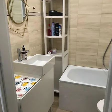 Apartman New Life Next To Metro Station *