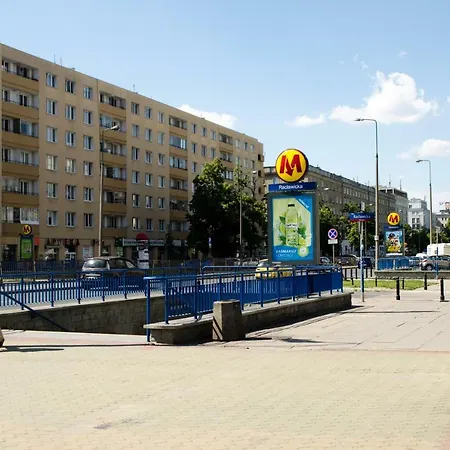 New Life Next To Metro Station Appartement *